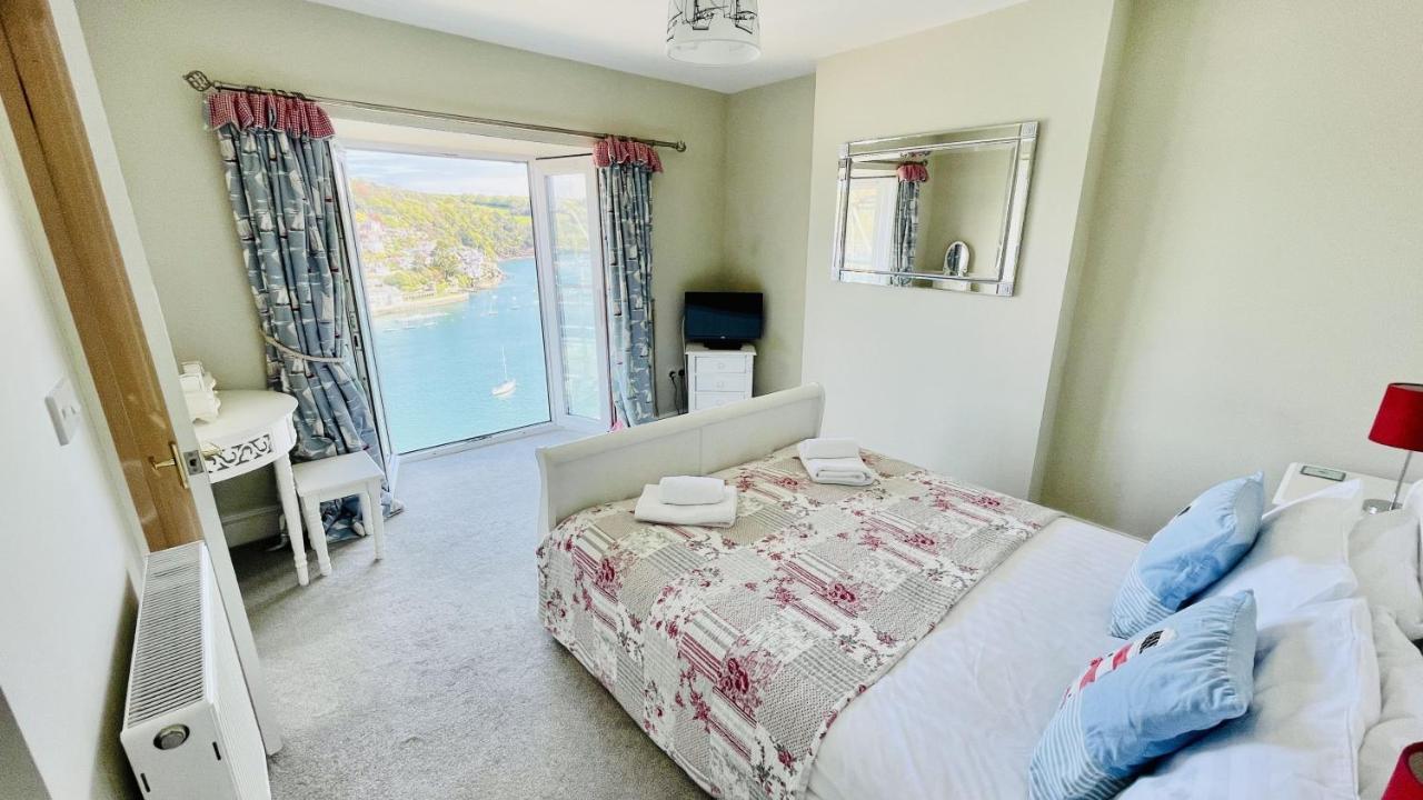 Out To Sea - Stunning Views, Elevated Position With Onsite Parking * Dartmouth